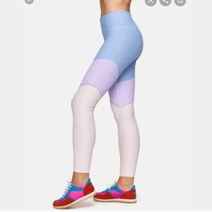 Outdoor voices 7/8 spring leggings colorblock